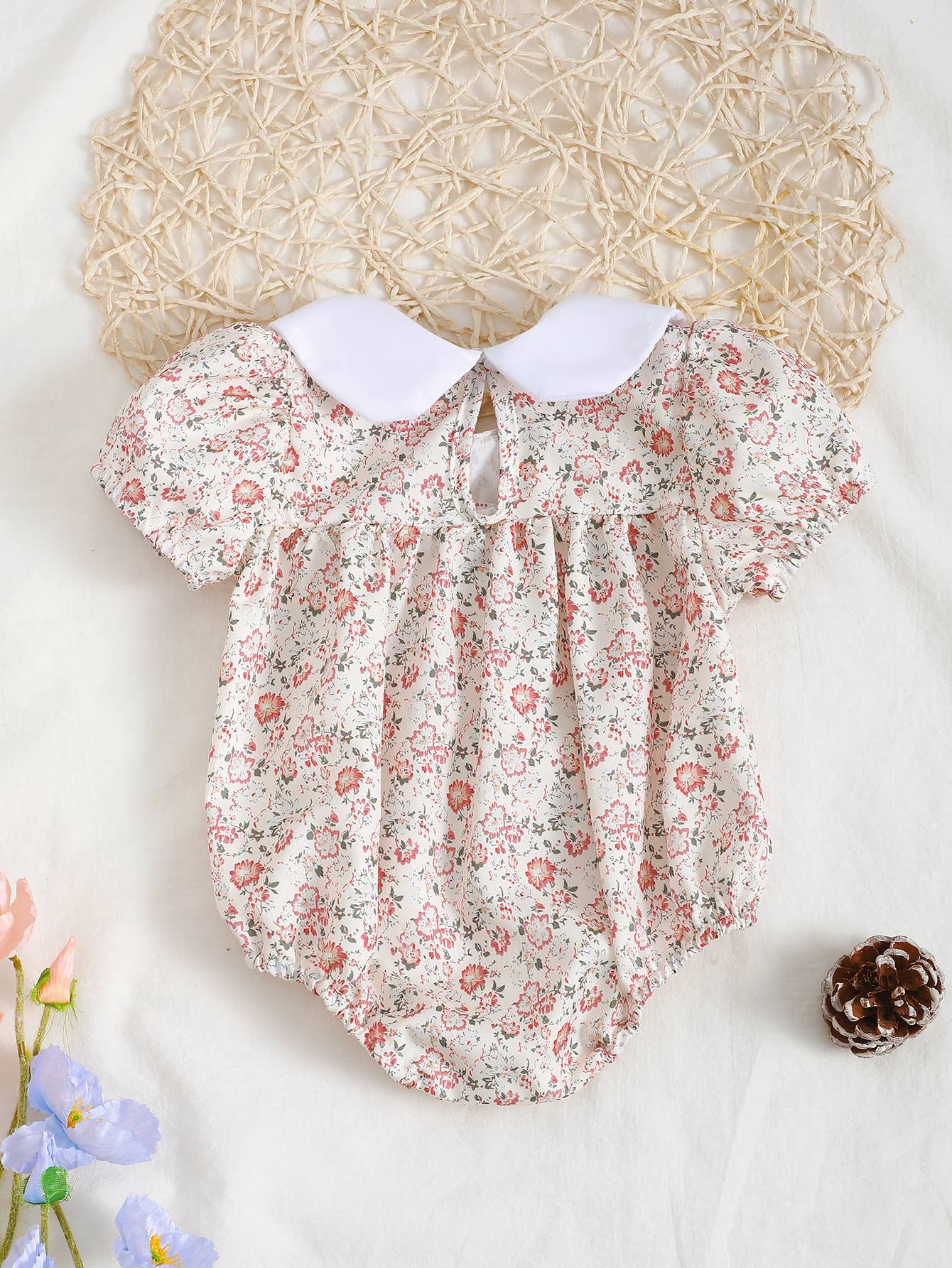 Baby Girl Floral Romper Peter Pan Collar Short Puff Sleeves: Off-White / 0-3M